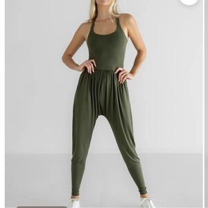 Imbodhi- Olive Green Women's Jumpsuit